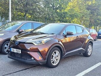 Toyota C-HR 1.8i hybrid 97000km