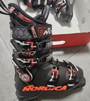 dětské závodní lyžáky Nordica MP 24,5