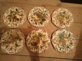 Sada malovaných talířů