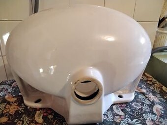 ZÁVĚSNÉ UMÝVATKO