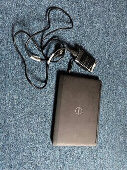 Dell Latitude E7240 - na nahradni dily