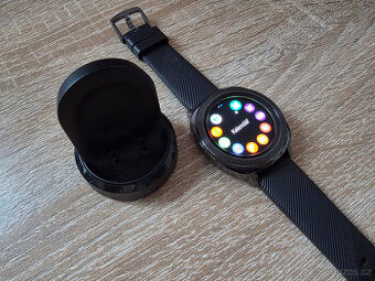 Smart hodinky Samsung Gear Sport - černé