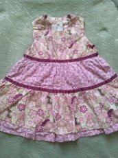 Šatičky vel. 74 C&A