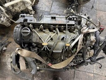 Motor Volvo XC90 2.4 diesel D5244T 2006