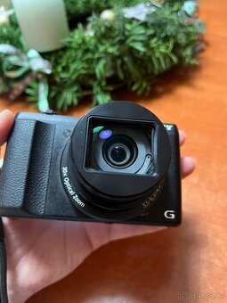 Kompaktní digitální fotoaparát Sony Cyber-shot DSC-HX60