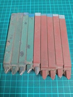 Soustružnické nože závitové s SK