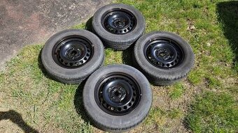 Škoda Octavia  letní  kola 195/65R15 disky 6Jx15 5x112 ET43