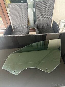 BMW 5' G30 G31 17R SKLO (OKNO) BOČNÍ DVEŘE LEVÝ PŘEDNÍ