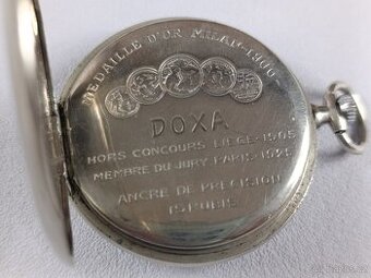 Staré švýcarské kapesní hodinky DOXA s erotickým motivem