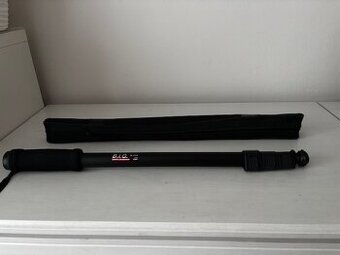 teleskopická tyč  pro uchycení fotoaparátu