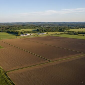 Investiční pozemky s připravenou studií obchodního domu – He