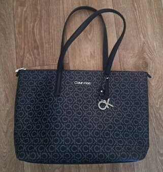 Kabelka Calvin Klein