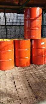 Plechové sudy 200 litrů.