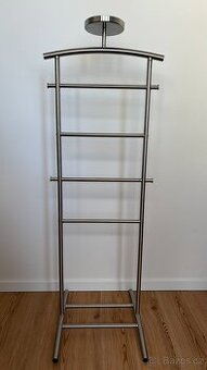 Stojan na šaty IKEA Grundtal – nerezová ocel