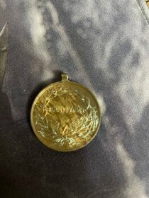 bronzová medaile za statečnost Karel I