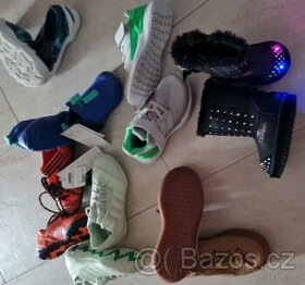Dětské boty-NOVÉ Adidas, Reebok (použité jsou jen bačkory) - 1