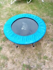 Trampolína