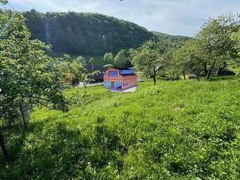 Prodám pozemek 1600m Velký Skalník