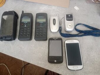 RETRO MOBILY