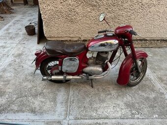 Jawa 353 kyvacka