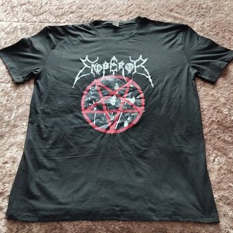 Metalové trická