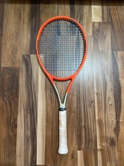 Head Radical Pro tenisová raketa