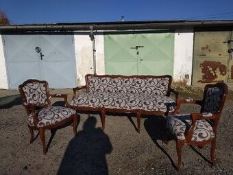 Sofa+ křesla po renovaci.