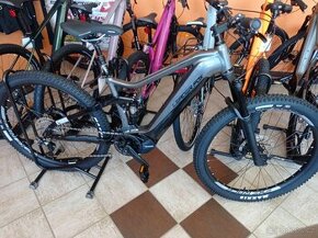 celoodpružené eMTB LEADER FOX ARRAN