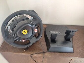 Volant Thrustmaster T80 Ferrari 488 GTB Edition pro PS5, PS4