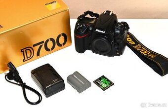Nikon D700 + příslušenství