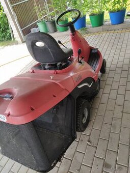 Zahradní traktůrek rider
