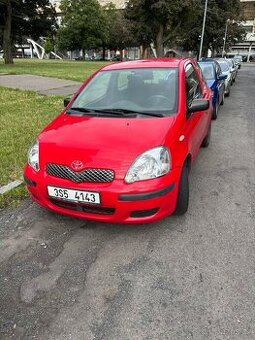 Yaris 1.0, r.v. 2004, STK 09/2026