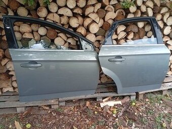 FORD MONDEO MK4 LIFTBACK RV 2009 DVEŘE PRAVÉ, P.P. A P.Z.