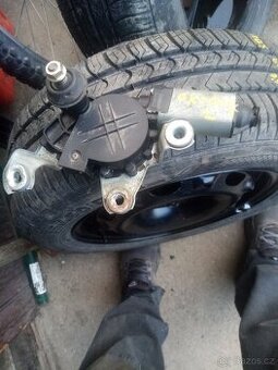 PRODAM=MOTOREK 5 DVERI SODA OCTAVIA 2 COMBI