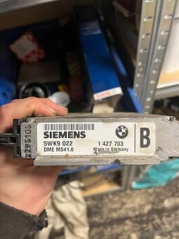 Řídicí jednotka motoru Siemens DME MS41.0