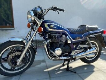 Honda CB650SC Four Luxury Custom