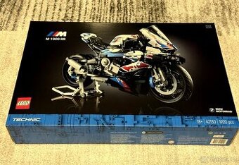 LEGO Technic 42130 BMW M 1000 RR motocykl