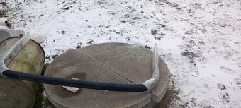 Prodám lištu zadního nárazníku Š Felicia combi.