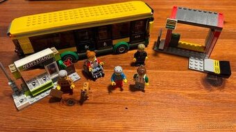 LEGO City 60154 Zastávka autobusu