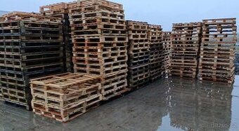 Dřevěné palety