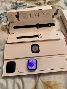 Apple Watch 8 45mm GPS