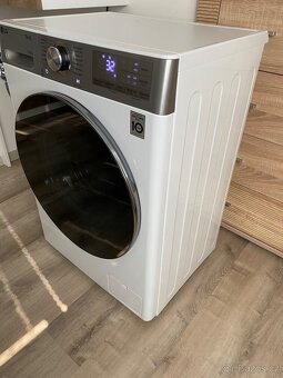 Pračka se sušičkou LG FCR9A95WC bílá