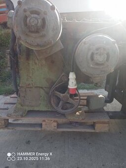 Prodám oboustrannou hoblovačku s potahem