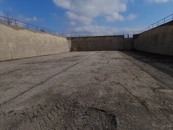 Pronajmu silážní žlab