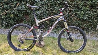 Trek Remedy 8 Celoodpružené kolo