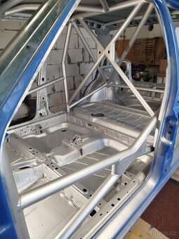 Vyrámovaná karoserie Škoda Felicia