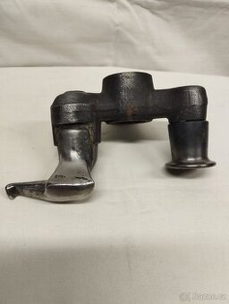 Montážní hlava, patka, čelisti pro pneuservis