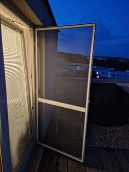 Sítě do oken
