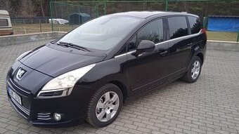 PEUGEOT 5008 1,6HDi80kw,rv11/2011,5-MÍSTNÉ,ALU,STK