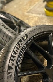 Letní pneu Michelin pilot sport 4S 295/30 r21